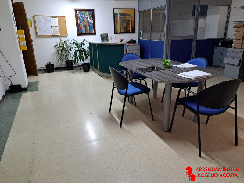 Local en Arriendo en Centro