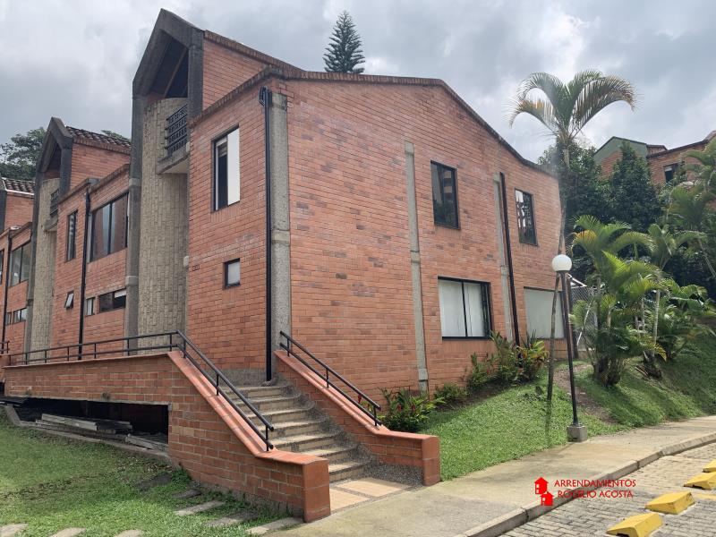 Casa en Arriendo en Poblado