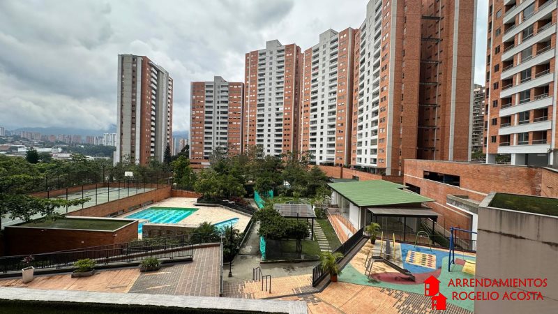 Apartamento en Arriendo en Prados De Sabaneta