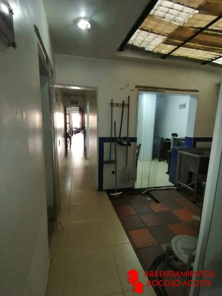 Local en Arriendo en Santa Maria